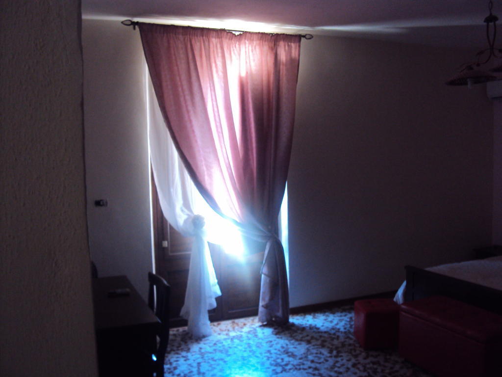 Bed and Breakfast Il Mirto E La Rosa Agrigento Habitación foto