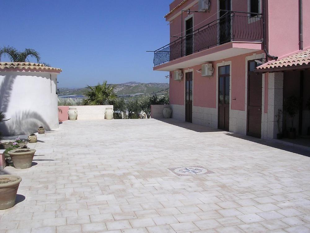Bed and Breakfast Il Mirto E La Rosa Agrigento Exterior foto