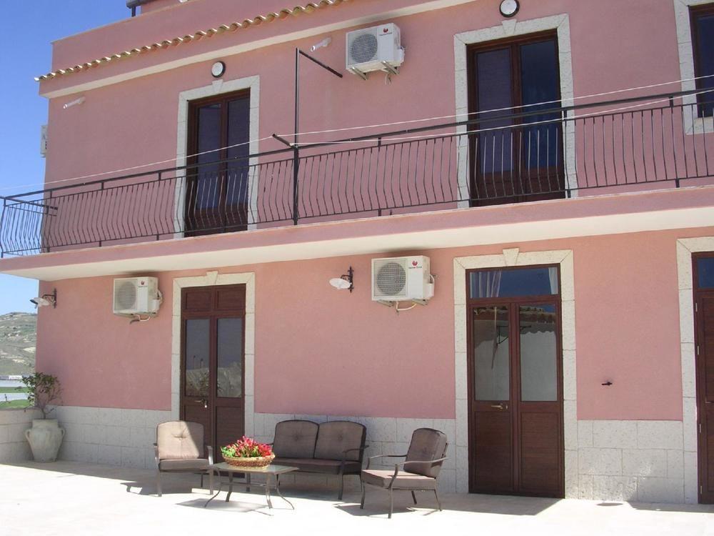 Bed and Breakfast Il Mirto E La Rosa Agrigento Exterior foto
