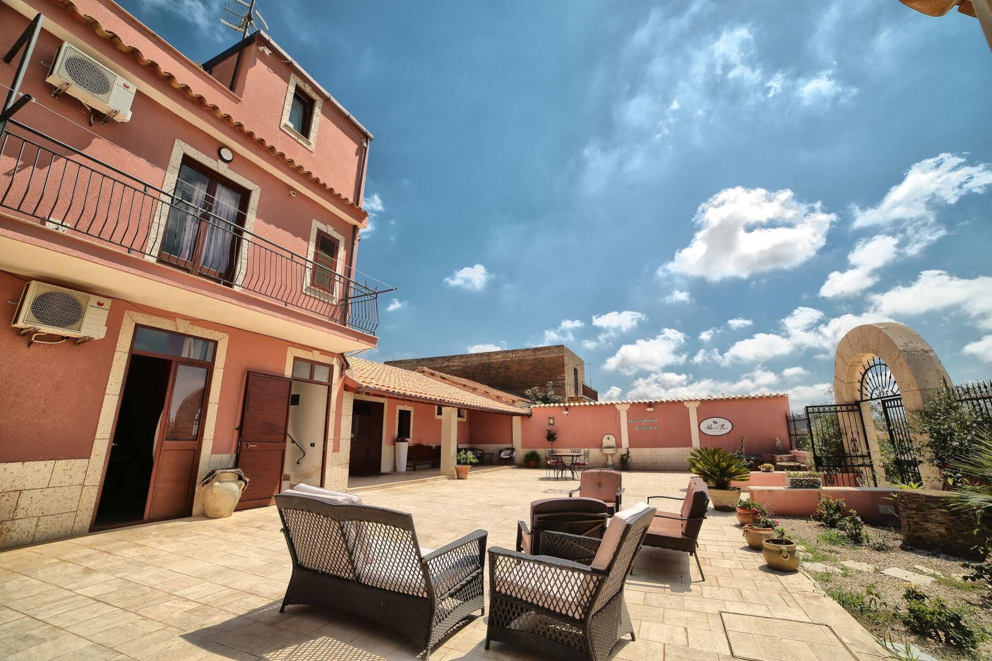 Bed and Breakfast Il Mirto E La Rosa Agrigento Exterior foto