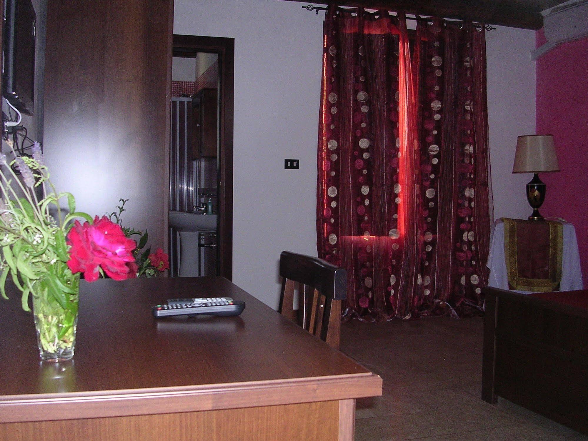 Bed and Breakfast Il Mirto E La Rosa Agrigento Exterior foto